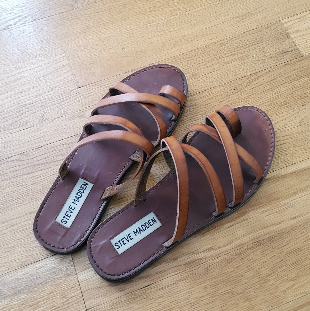 Cognac slip on sandals